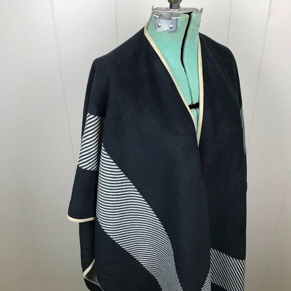 Woolrich Dark Navy Reversible Soft Fleece Open Front Blanket Wrap Shawl One Size - Picture 5 of 13